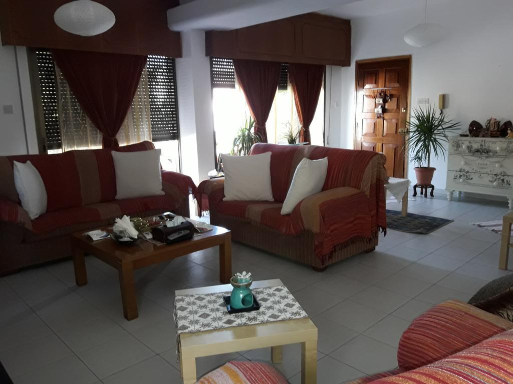 Shared Top 1St Floor Villa Limassol Ngoại thất bức ảnh